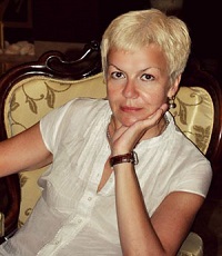 Петелина Ирина Андреевна (р.1964) - художник.