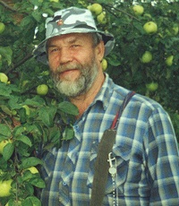 Петров Михаил Фёдорович (1938-2008) - художник.