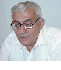 Халил Захид (р.1942) - азербайджанский писатель, учёный, педагог.