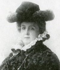 Лухманова (урождённая Байкова) Надежда Александровна (184(1)4?-1907) - писательница.