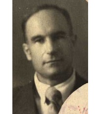 Антрушин Алексей Дмитриевич (1905-1970?) - очеркист, популяризатор науки.