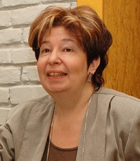 Варшавер Ольга Александровна (р.1959) - переводчик.