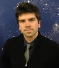 Джон Джори - американский писатель.