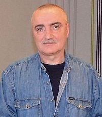 Дорофеев Александр Дмитриевич (р.1952) - писатель.