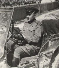 Егоров Николай Сильвестрович (Сильверстович) (р.1917) - писатель, военный.