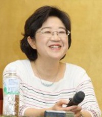 Уэхаси Нахоко (р.1962) - японская писательница.