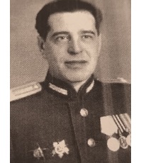 Самойлов Ф. (Фарфель Семён Самойлович, Соломон Шмулевич) (1907-1985) - журналист, писатель-документалист.