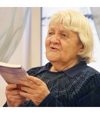 Усова Галина Сергеевна (1931-2020) - писатель, переводчик.