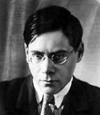 Саянов Виссарион (Махлин, Махнин Виссарион Михайлович) (1903-1959) - поэт, писатель, критик.