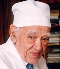 Углов Фёдор Григорьевич (1904-2008) - хирург, писатель, общественный деятель.