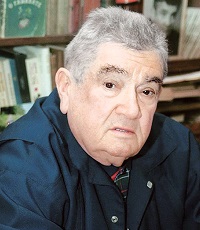 Весник Евгений Яковлевич (1925-2009) - актёр.