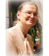 Калюжная (Ковалёва) Лариса Ильинична (р.1947) - писательница, педагог.