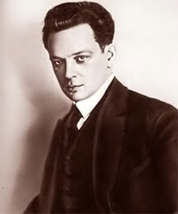 Тынянов Юрий Николаевич (1894-1943) - писатель, литературовед.