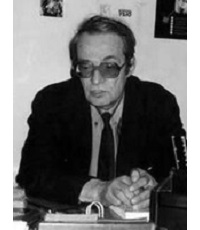 Зверев Алексей Матвеевич (1939-2003) - филолог, критик, переводчик.