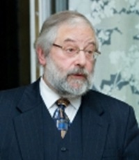 Марголис Александр Давидович (р.1947) - историк, краевед.