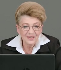 Лелина Елена Ивановна (р.1952) - историк, музеевед, педагог.