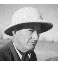 Маунтфорд Чарльз Перси (1890-1976) - австралийский антрополог, фотограф.